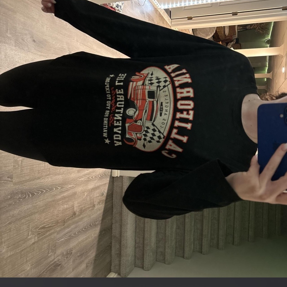 SHEIN California Adventure Graphic Long Sleeve - Small - Picture 4 of 6